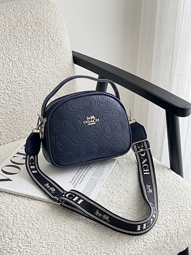 کیف کُچ coach دو دسته
