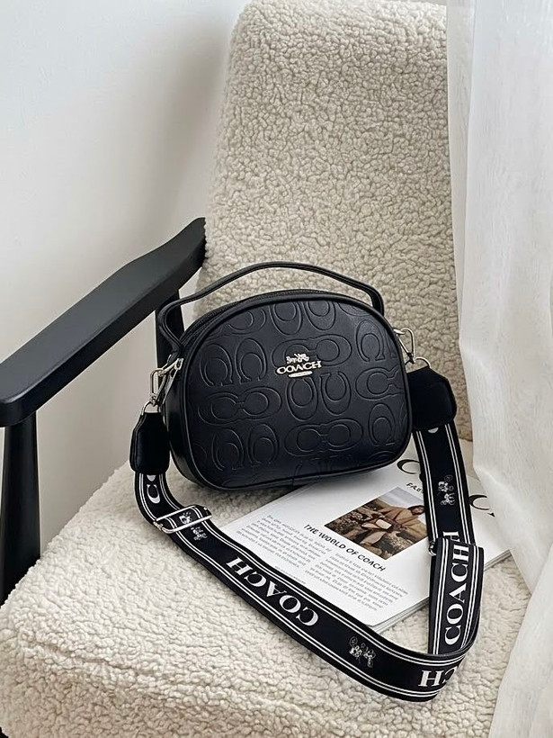 کیف کُچ coach دو دسته